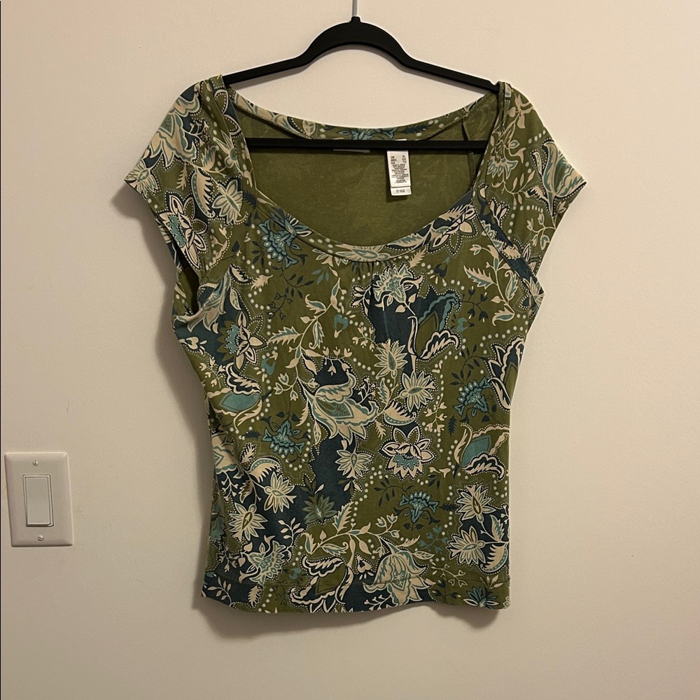 Liz & Co. Green Floral Blouse